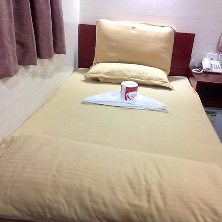 New Yan Yan Guest House Reception 9Th Floor Flat E4 E6 Hong Kong Luaran gambar