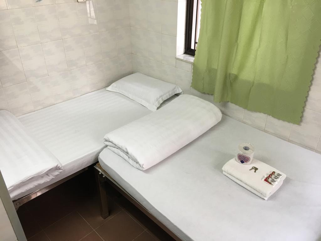 New Yan Yan Guest House Reception 9Th Floor Flat E4 E6 Hong Kong Luaran gambar